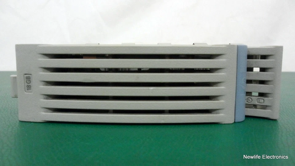 HP D7174-69000 18GB 7,200 RPM 3.5 in. Ultra2 SCSI HDD D7174-60000 D7174A - Image 2 of 4