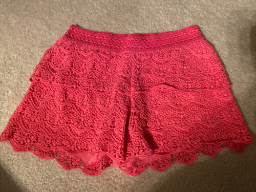 NWOT Justice Girls Size 12 Coral Crochet Style Shorts - Picture 1 of 2