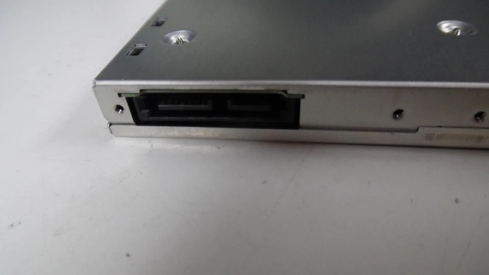 Genuine Dell Inspiron N5050 - DVD±RW SATA Burner Internal Drive * UJ8C1 XMW3R - Image 3 of 4