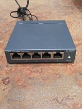TP-Link - 5 Port Gigabit Switch - Desktop Swi...