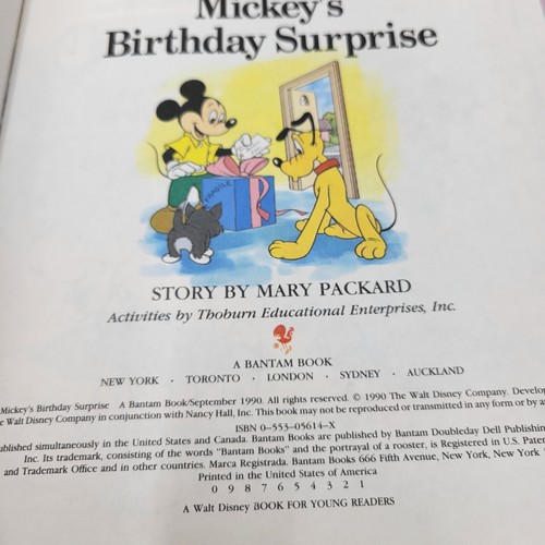 Lot of 11 Mickey's Young Readers Library Hardcover Books 1-8, 17, 18, 19 MINT - Foto 7 di 13
