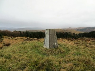 Foto A2 Soroba Trig Säule auf Cruach Soroba 148m Oban\/NM8630 um 2020