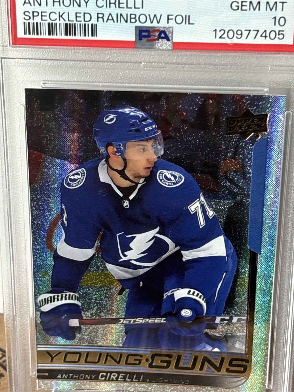 2018-19 Upper Deck Anthony Cirelli Young Guns Speckled Rainbow Foil PSA 10 #219 view 5