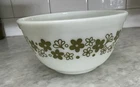 Vintage Pyrex Spring Blossom Crazy Daisy Mixing Bowl #402 1 1/2 Qt