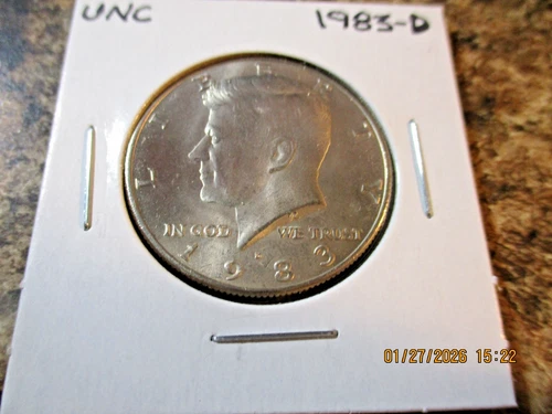 1983-D KENNEDY HALF DOLLAR UNC    XO