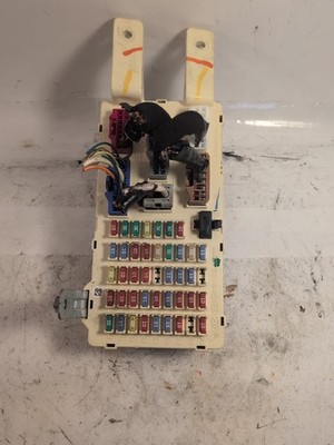 2007-2009 Hyundai Santa Fe Interior Cabin Body Control Relay Junction Fuse Box