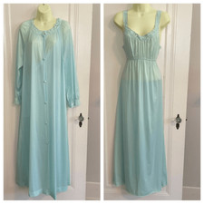 Vtg 60s/70s Vanity Fair light blue nylon long nightgown  robe set with lace
