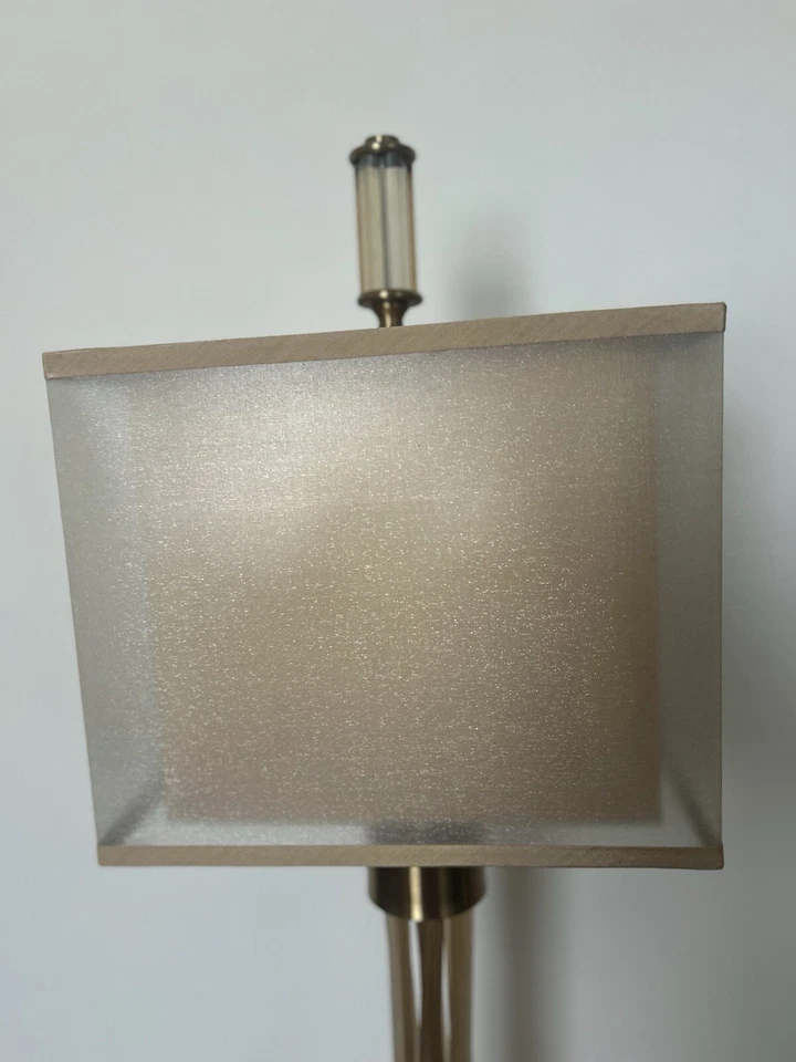 Lámpara de mesa buffet de vidrio ámbar alta Uttermost Moraira Foto 3 de 4