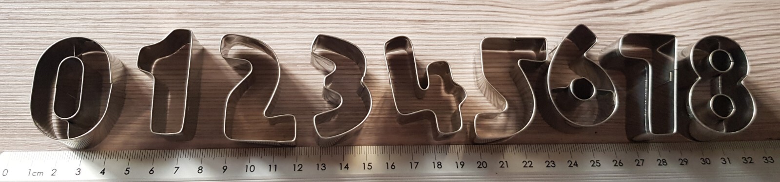 Plätzchenausstecher Ausstechförmchen Ausstecherle Zahlen 0-9 (6=9 ;-) ) Metall