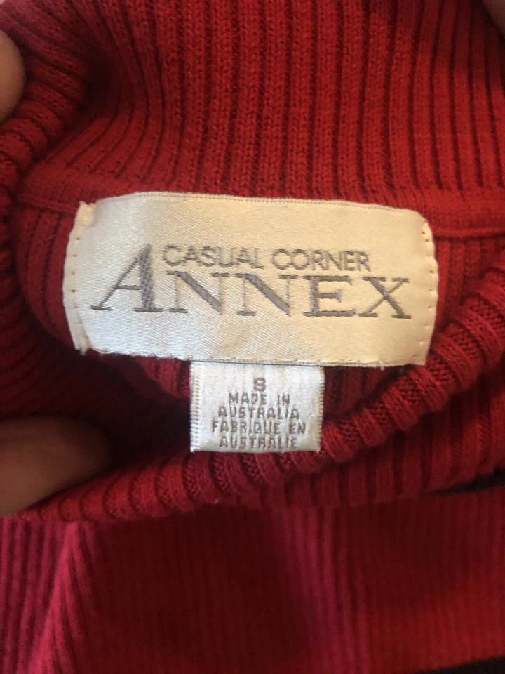 Suéter para mujer cuello tortuga manga larga talla pequeña bloque color rojo y negro Foto 4 de 4