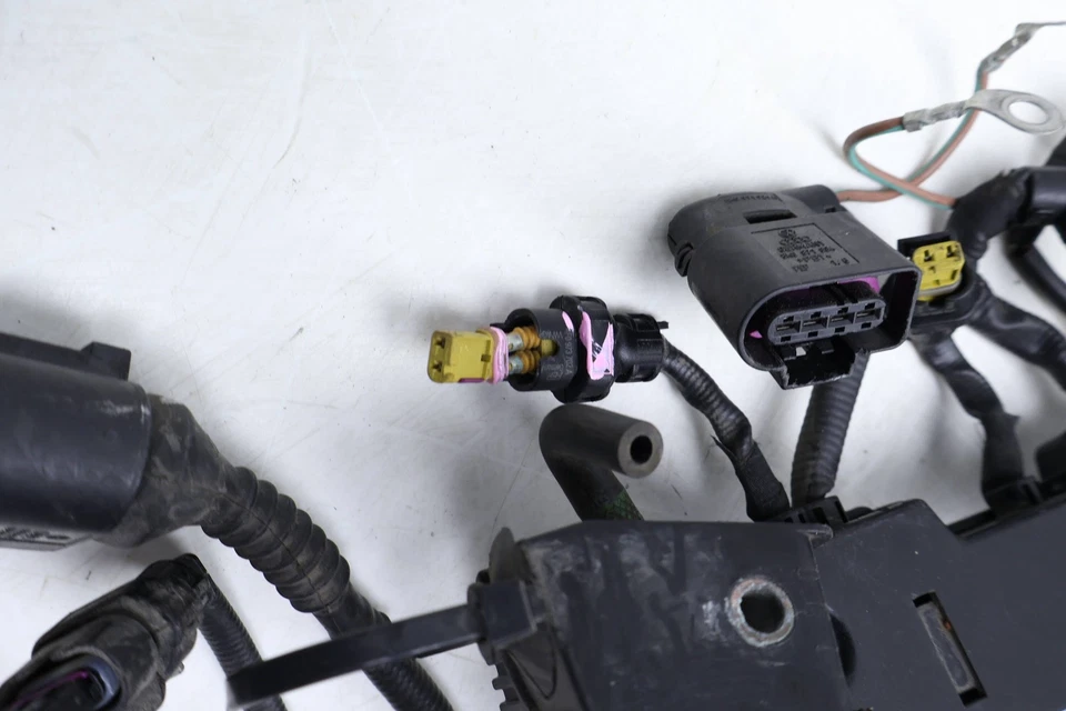 AUDI S6 C7 2016-2018 4,0 L - Arnés de cableado del motor 4G1971713P Foto 4 de 4