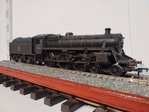 Bachmann (OO) 31-108 BR Standard 4MT No 75063 Weathered. | Zustand: Used