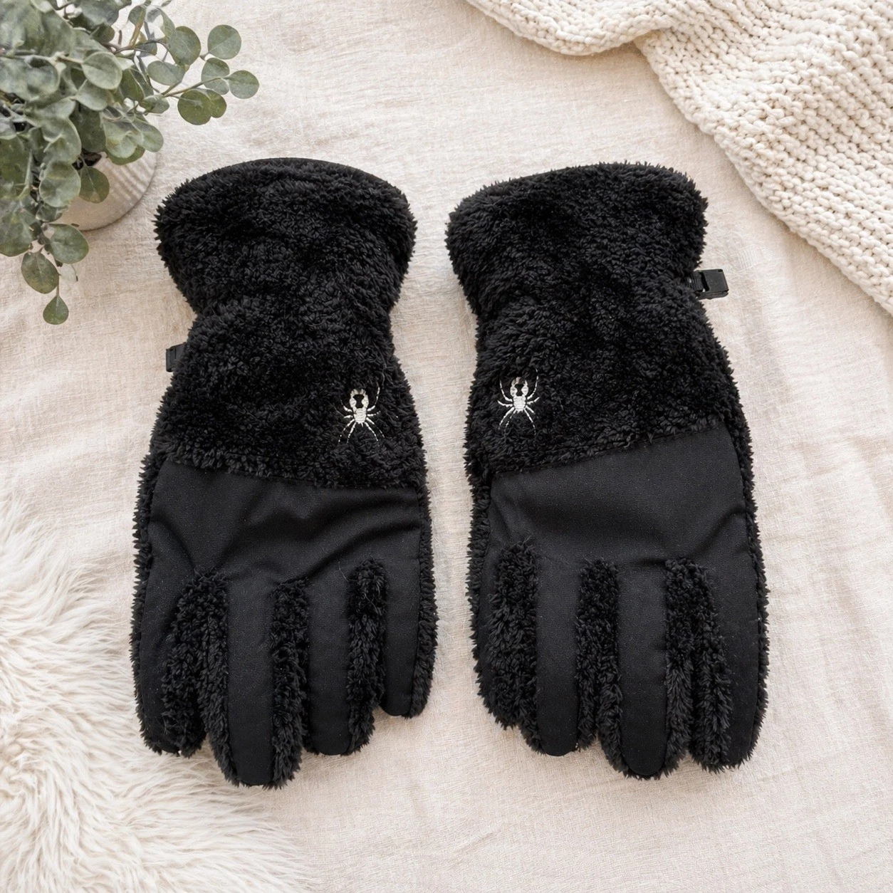 Spyder Womens Black Faux Fur Winter Gloves Small Fleece Lined OLSP991W