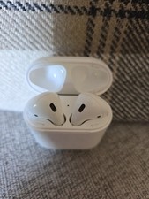Apple Wireless Bluetooth In-Ear Headphones White 2nd Generation.