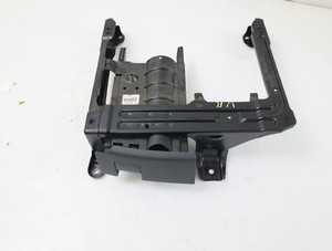 Sitzkonsole VW TOUAREG 1 7L 7L0881678D 10-2005