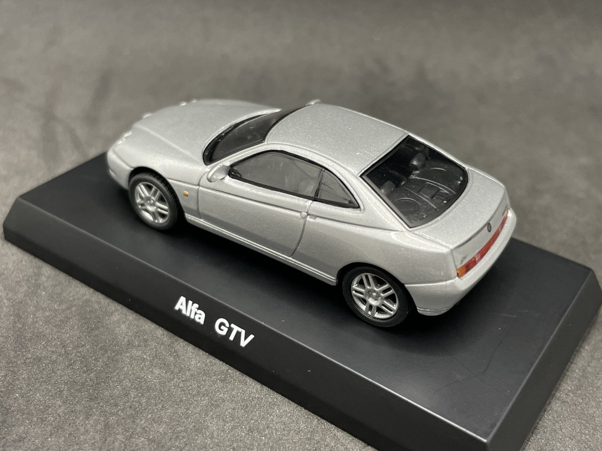 Kyosho 1/64 Alfa Romeo collection GTV Silver diecast model car 8I2