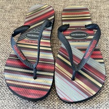 Havaianas striped flip flops. Size 11/12 Men's