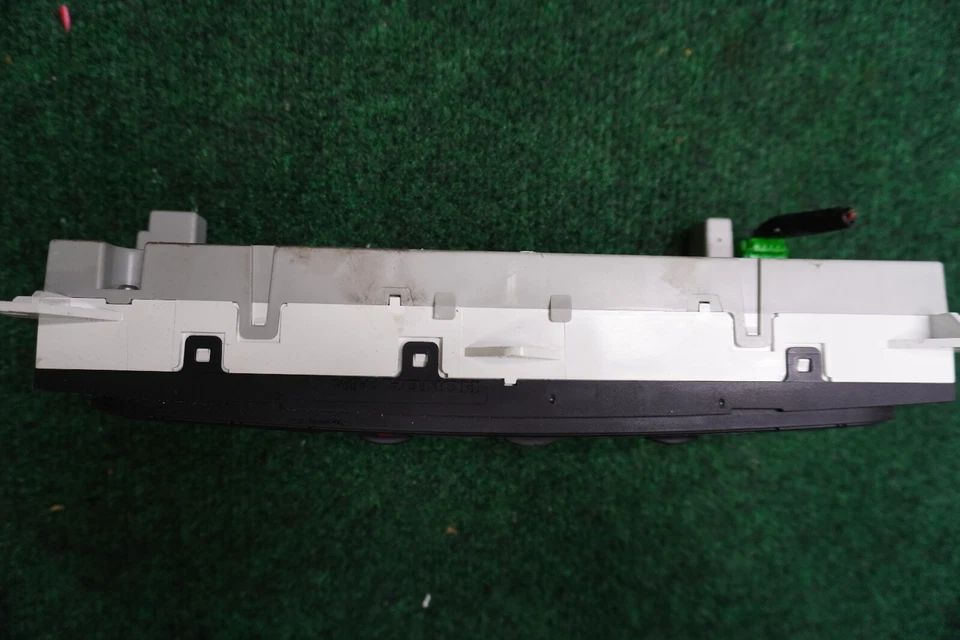 2008 HONDA ODYSSEY AC Control OEM 79600SHJA421 - Image 3 of 4