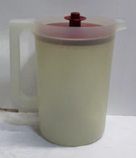 VTG Tupperware  1/2 Gallon  Clear Pitcher  w/ Push-Button Seal Red Lid