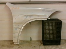 2016,2017,2018,2019,2020,2021 BMW X1 xDrive28i RH Front Fender OEM (20UPD)
