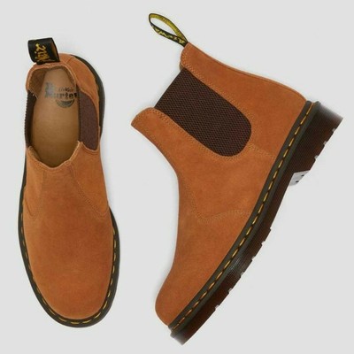 dr martens suede chelsea boots