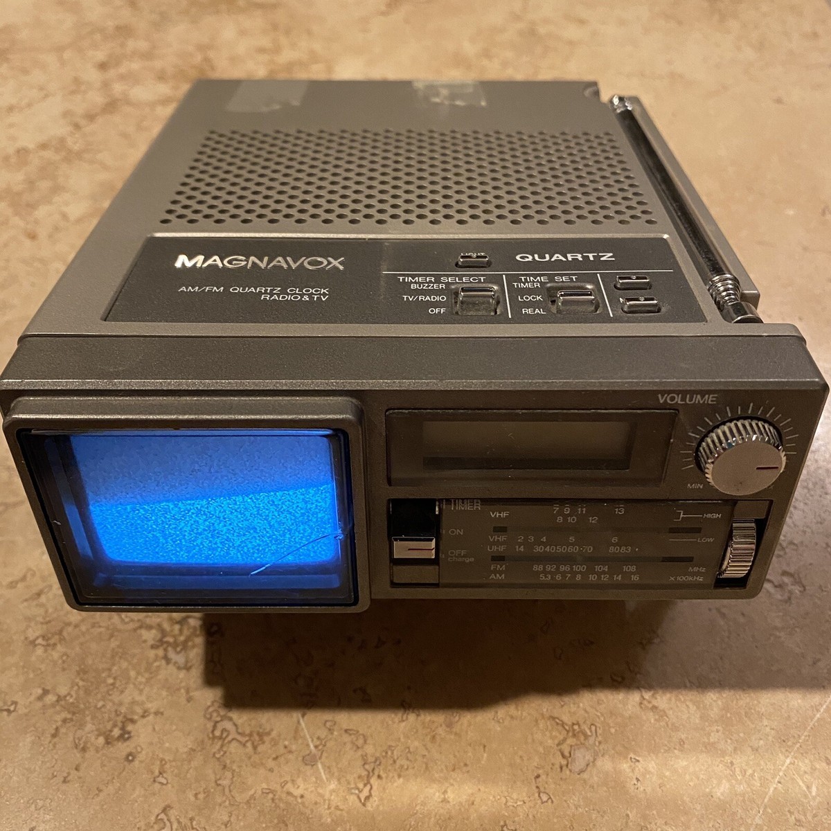 Vintage Magnavox TV Radio Alarm Clock 1985 | eBay Vintage Magnavox TV Radio Alarm Clock 1985 | eBay