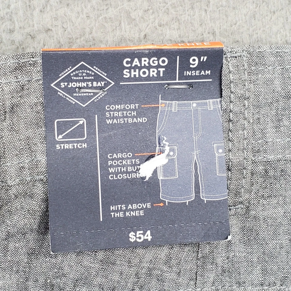 St. John's Bay Cargo Shorts Mens 44 Gray Linen Solid 9" Inseam Elastic Waistband - Image 3 of 4