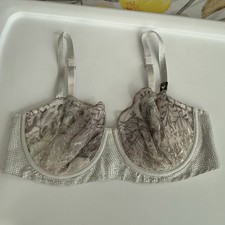 Victoria’s Secret 34D Crystal Bra Push Up w/o Padding Embroidery Silver & Gray