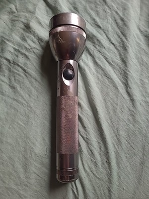 Vintage Mag-Lite 2 D Cell Flashlight 9'' Silver