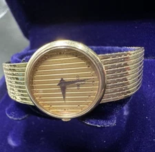 Concord Ladies 14K Yellow Gold Round Face Watch Original Papers /One Owner Mint!