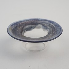 Kleine Filigrane Glas Vase Mit Blauem Rand