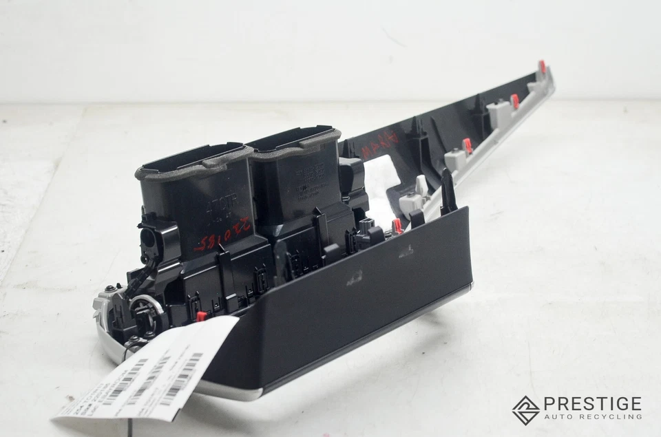 2016-2020 TOYOTA MIRAI CENTER DASH RADIO BEZEL TRIM W/AIR VENT OEM - Изображение 4 из 4