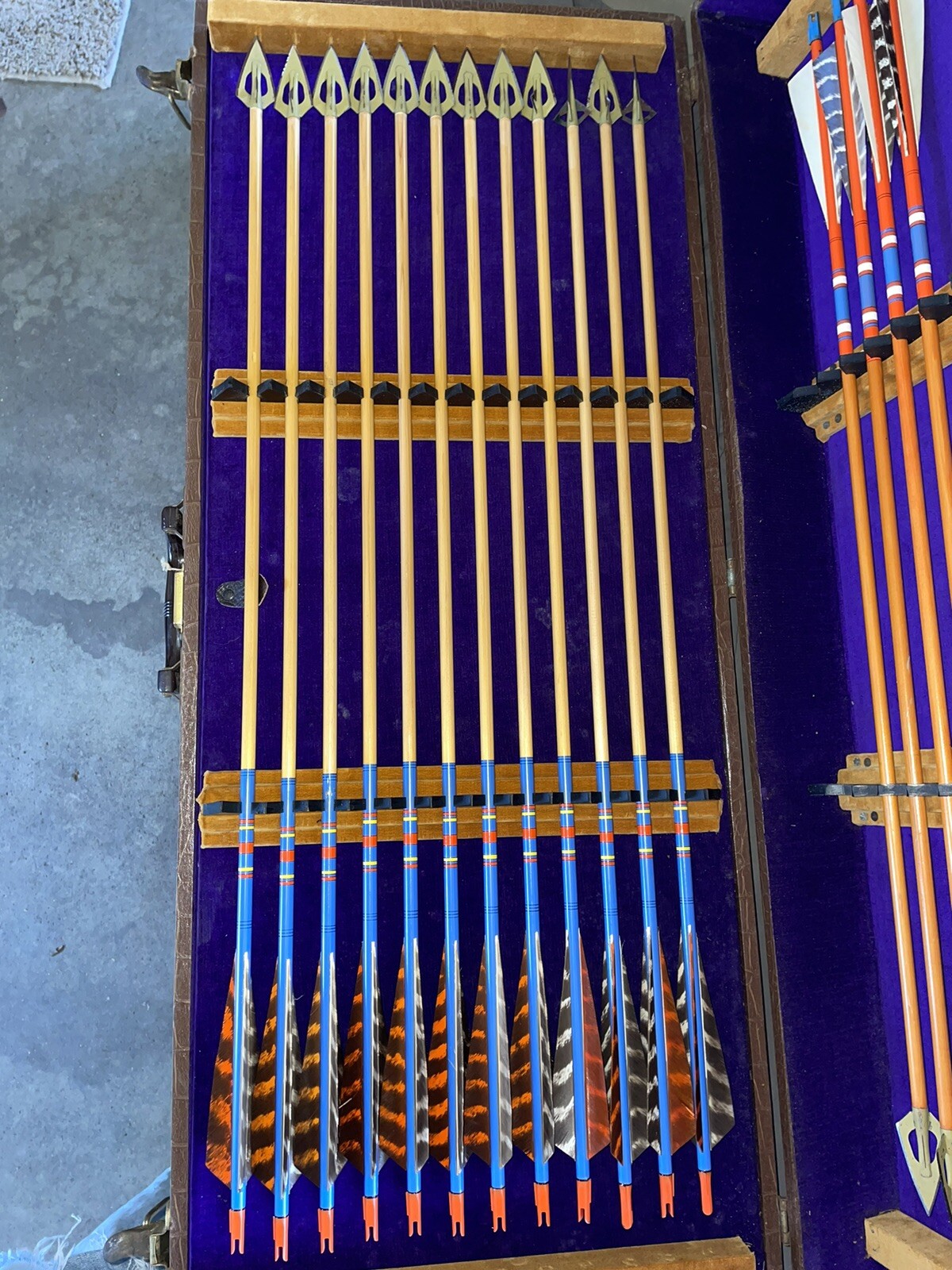 Fred Bear Razor Head Broadhead Tipped Wooden Arrows eBay