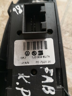 Skoda Fabia 2006/power window control/1J3959857A/03755120/Left