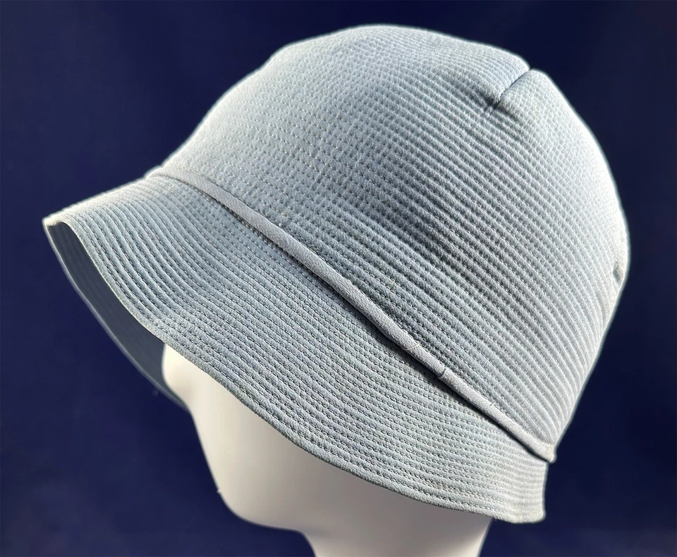 Sombrero Cloche Vintage Años 20 Art Deco Bebé Azul Seda Crepe Acolchado Puntada Aleta Foto 3 de 4