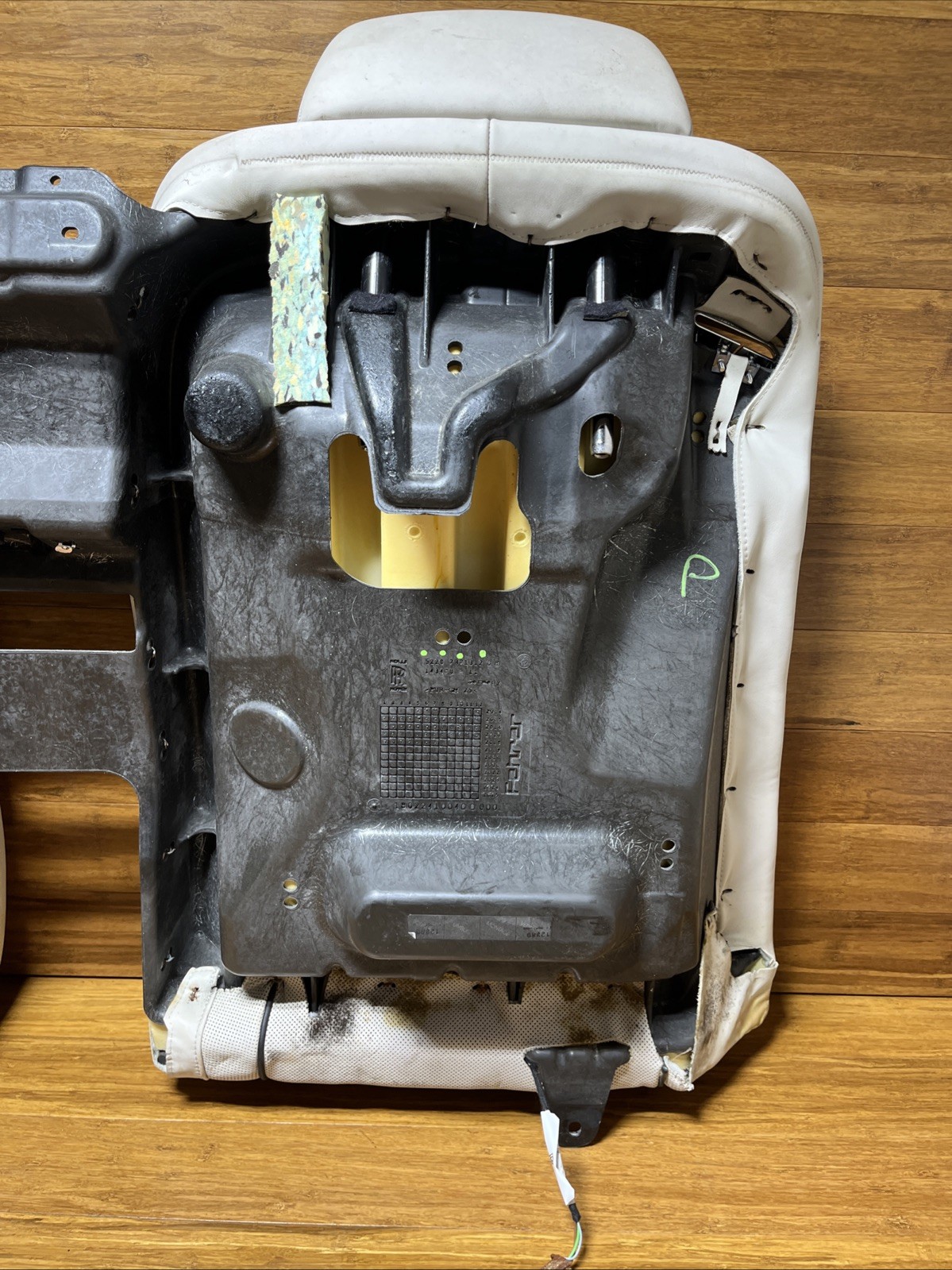 2017-2023 Rolls Royce Dawn RR6 Rear Upper Seat With HeadRest Lather OEM NOTE