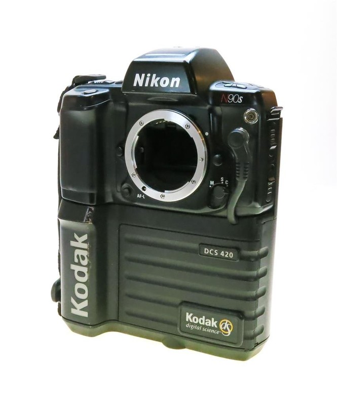 KODAK DCS-420C, VINTAGE DIGITAL NIKON SLR,PLEASE READ,VERY CLEAN, SHIP WORLDWIDE