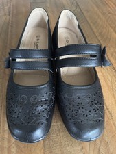 Cushion Walk Dr Light foot ladies Laser-Cut Easy Fasten Bar Shoes