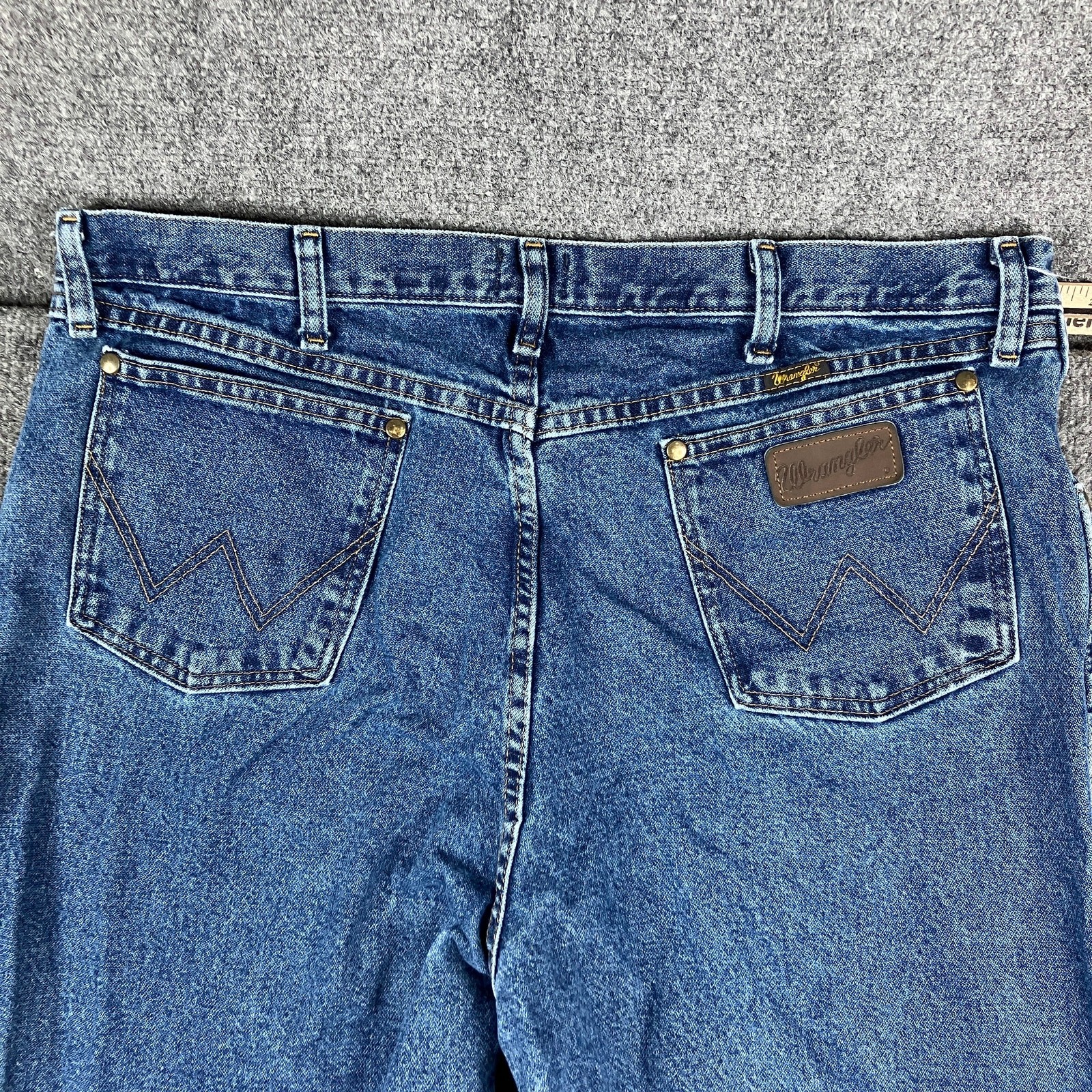 Wrangler Jeans Mens 40x34 Blue Denim Cowboy Cut Regular Fit Western Classic