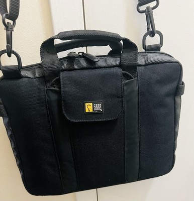 Case Logic Carrying Case Black Nylon Adjustable Strap for Travel In Good Shape