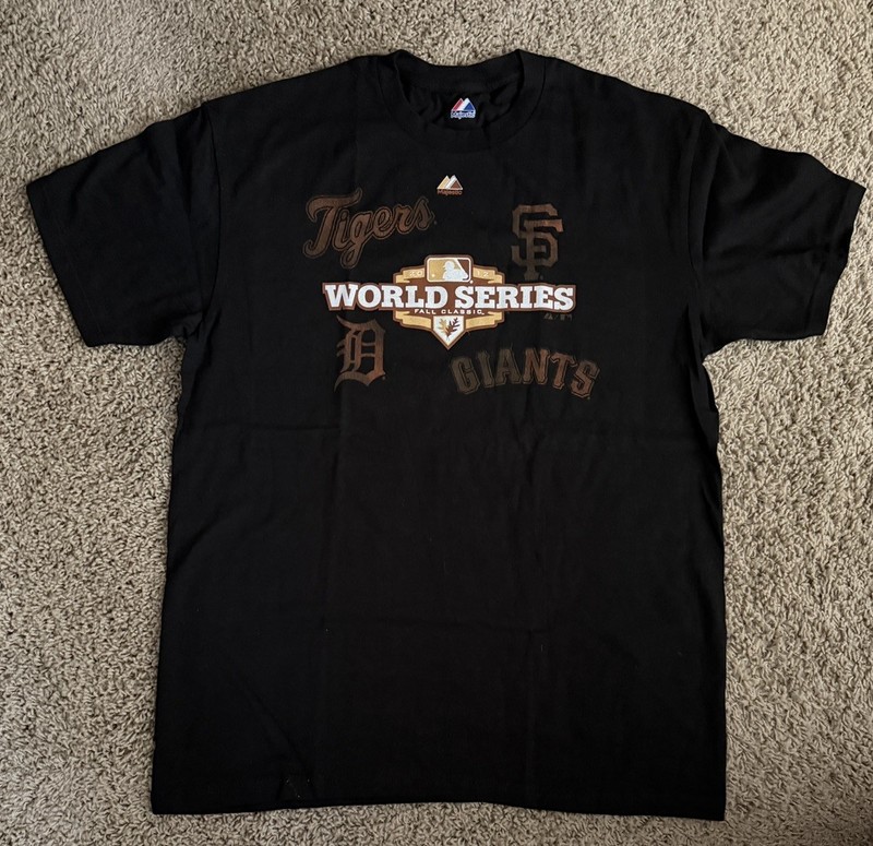 UNWORN Mens Black 2012 World Series Giants v Tigers Rosters T-Shirt Size L 