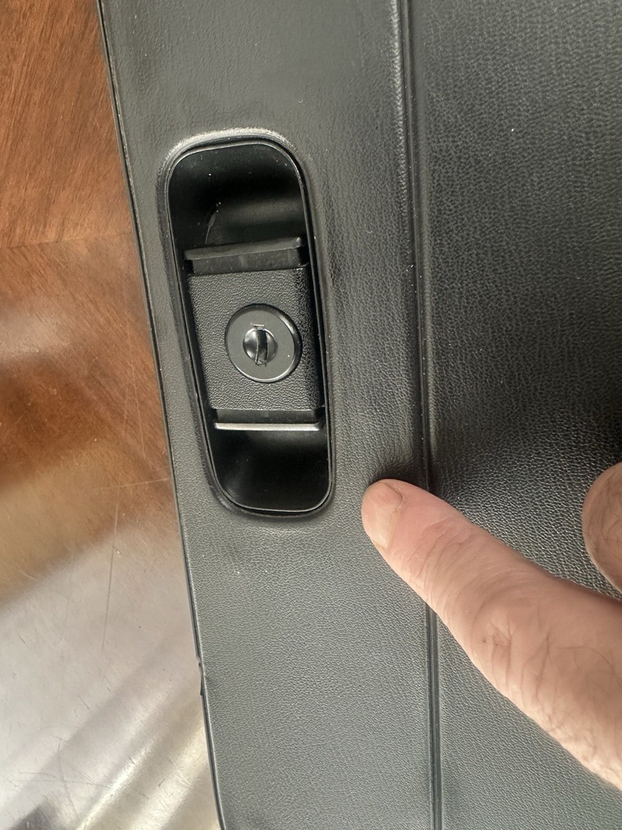 Genuine SAAB 900 Classic Glove Box Door C900 86-93/4 EXC+++ No Key