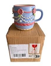 (906)  Urban Outfitters Blue Cake Mug 3D New RRP £15 Icing Kitsch Floral.