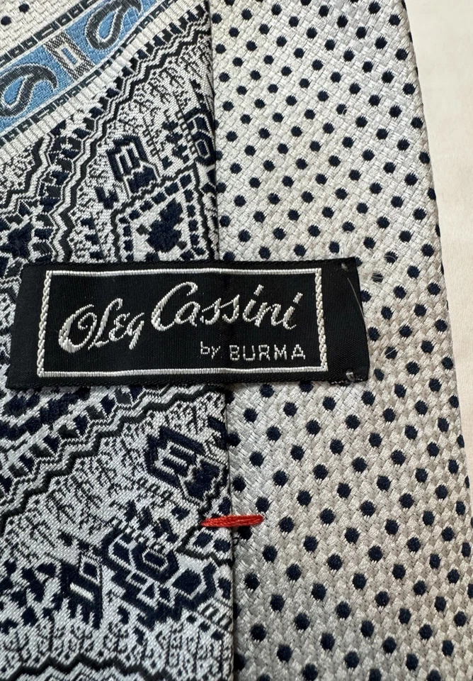 Corbata vintage Oleg Cassini de Birmania con estampado de cachemira y puntos Foto 4 de 4
