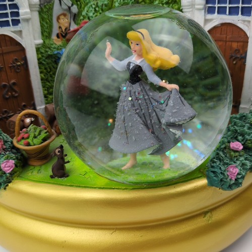 Disney Princess Castle Snow Globe Cinderella Snow White Aurora Display FLAWED - Picture 5 of 22