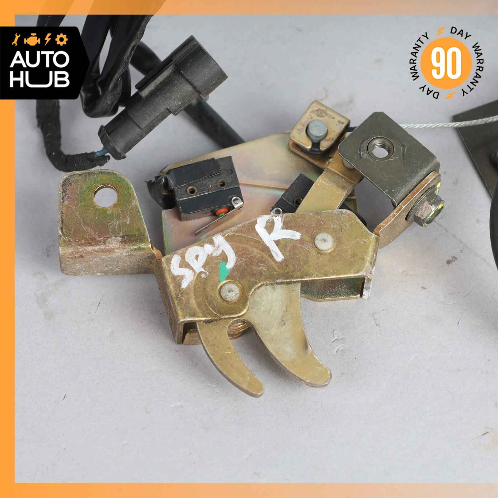 02-07 Maserati Spyder GT M138 Convertible Right Lock Latch Mechanism OEM 61k