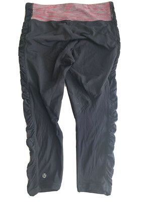 LULULEMON Women's Black Short Crop Yoga Compression Pant Leggings