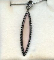 Sterling Silver Pale Pink Oval Vintage Pendant With Silver Chain Sterling Silver Pale Pink Oval Vintage Pendant With Silver Chain