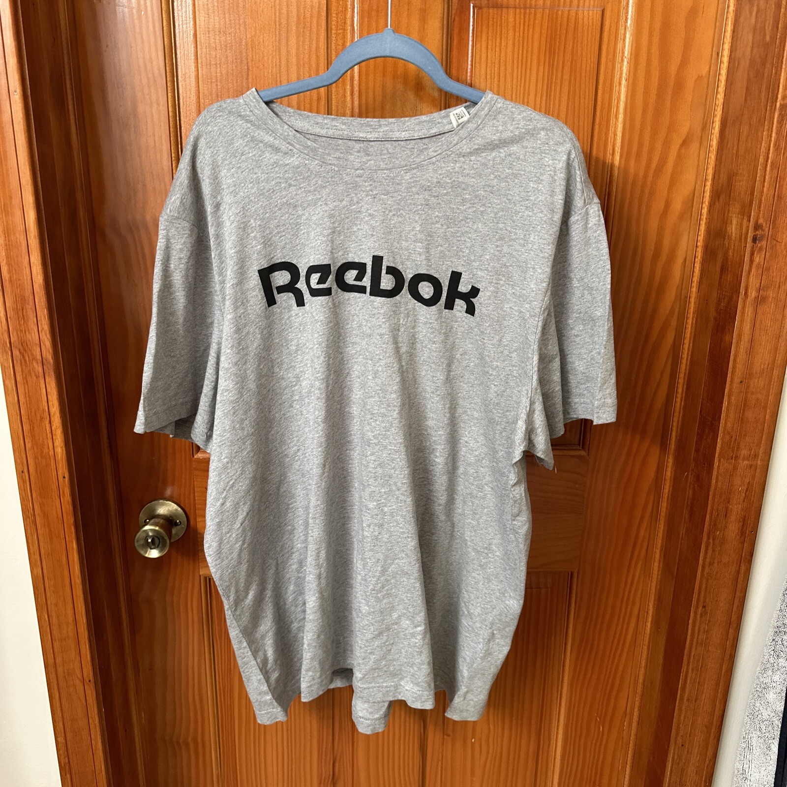 Men's Reebok Gray T-Shirt Size 2XL New With Tags