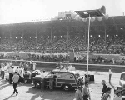 1949 huge crowd gathers watch AAA-sanctioned Indy Car race Califor- Old Photo